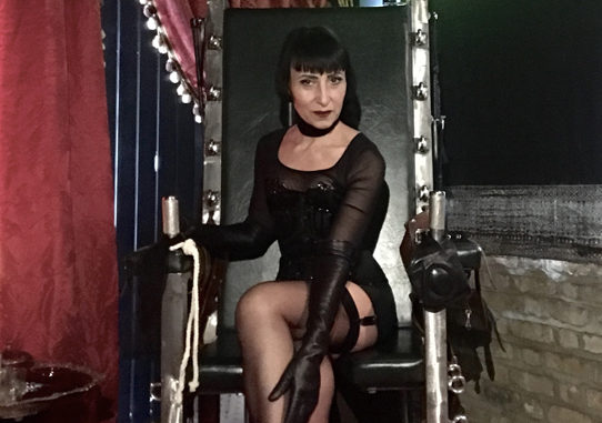 London-Mistress-Nuit